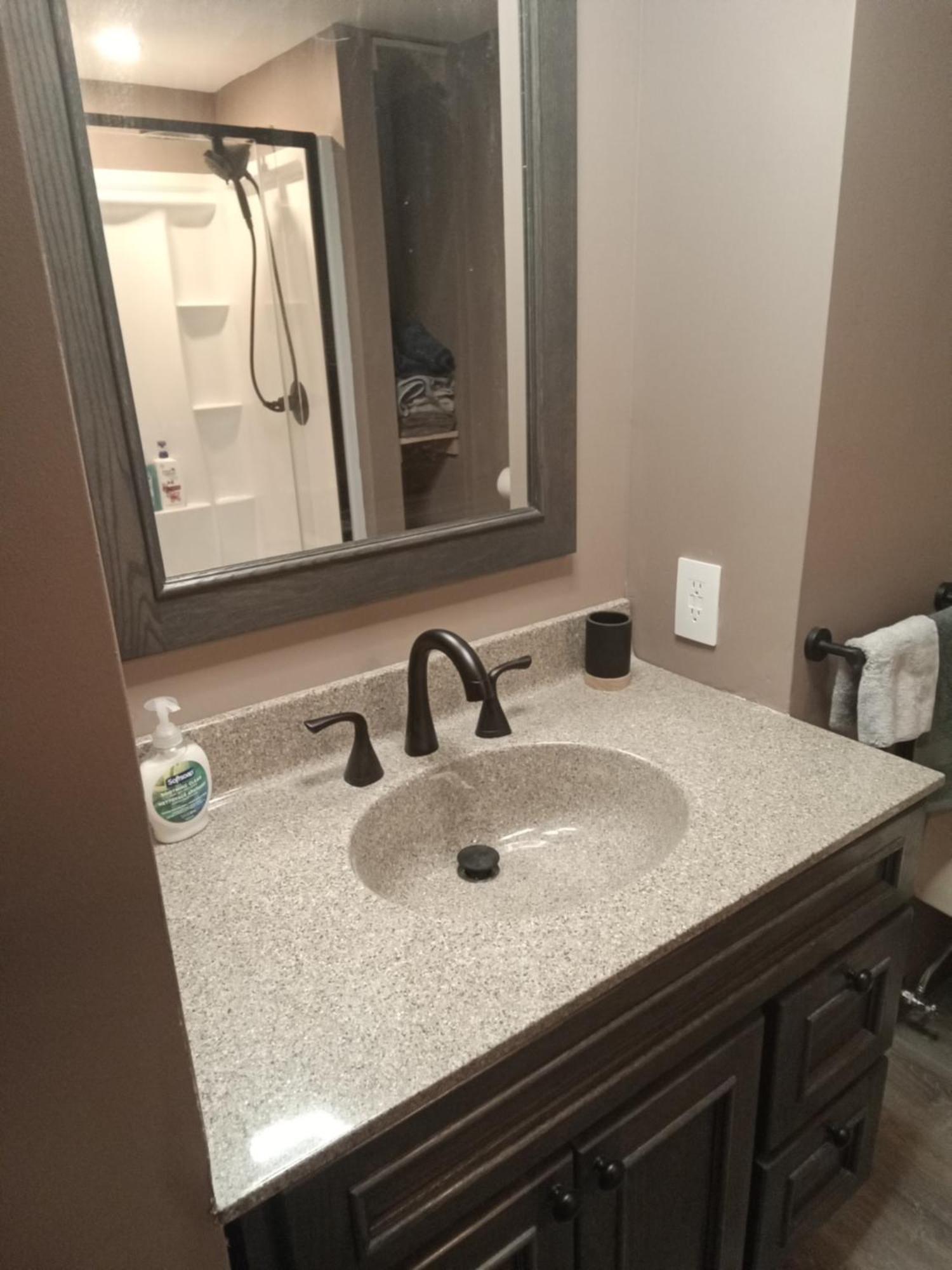 Super Suite With Sauna, Pool Table And Arcade Game Lansing Extérieur photo